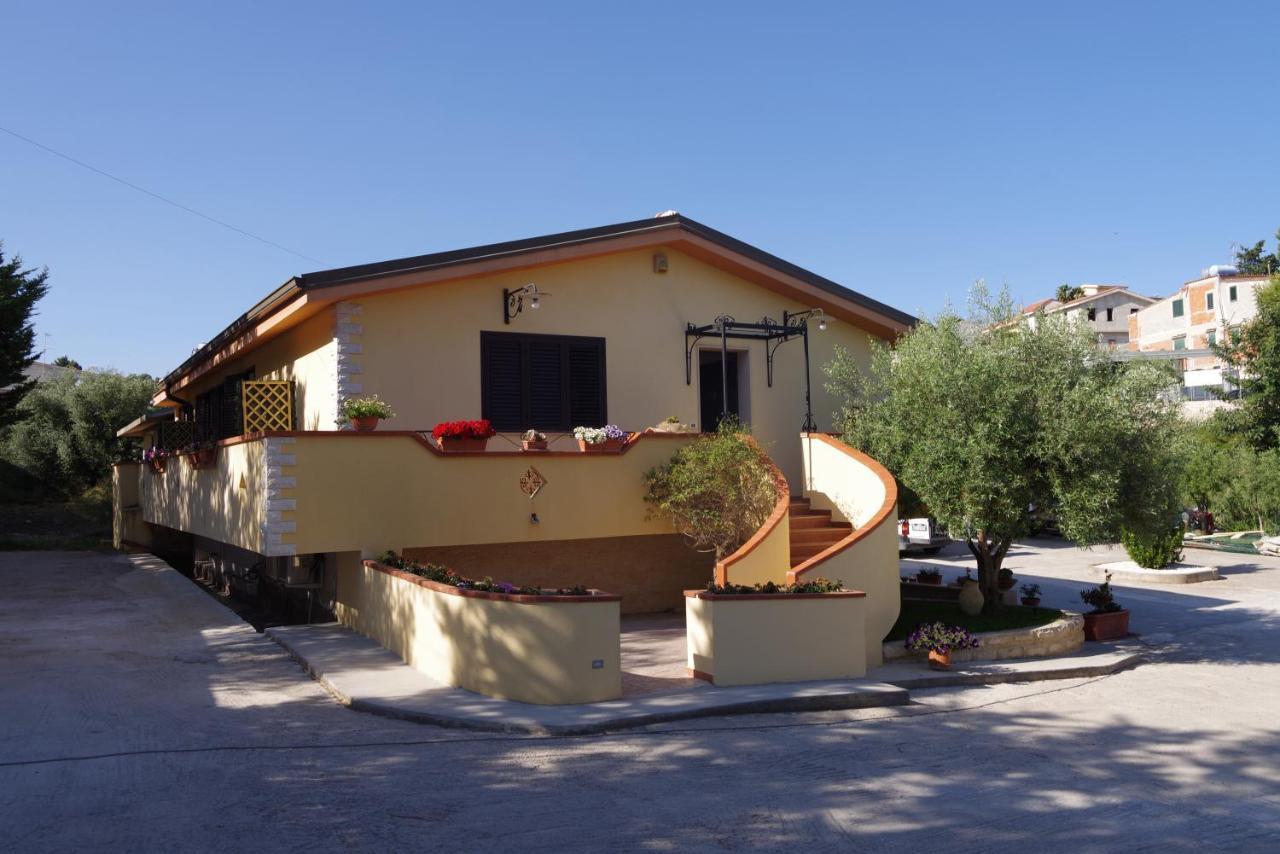 Balconcino Sugli Ulivi Noto Exterior foto